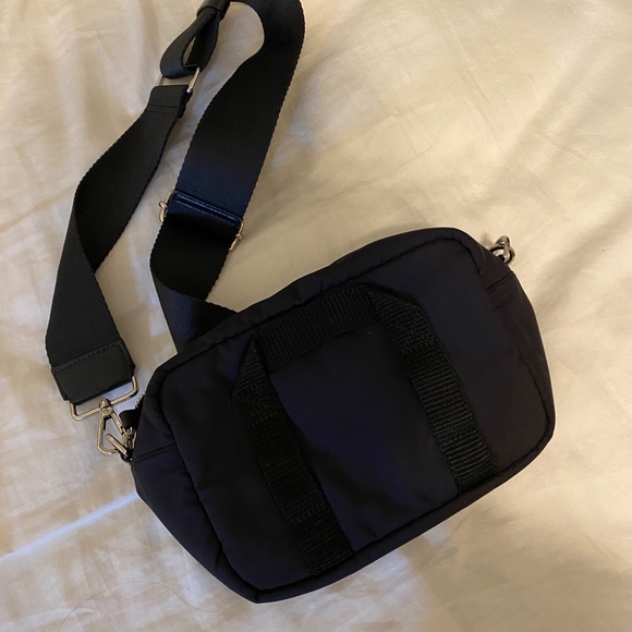 MAISON KITSUNE Camera bag worn once like new with dust bag - Picture 11 of 11